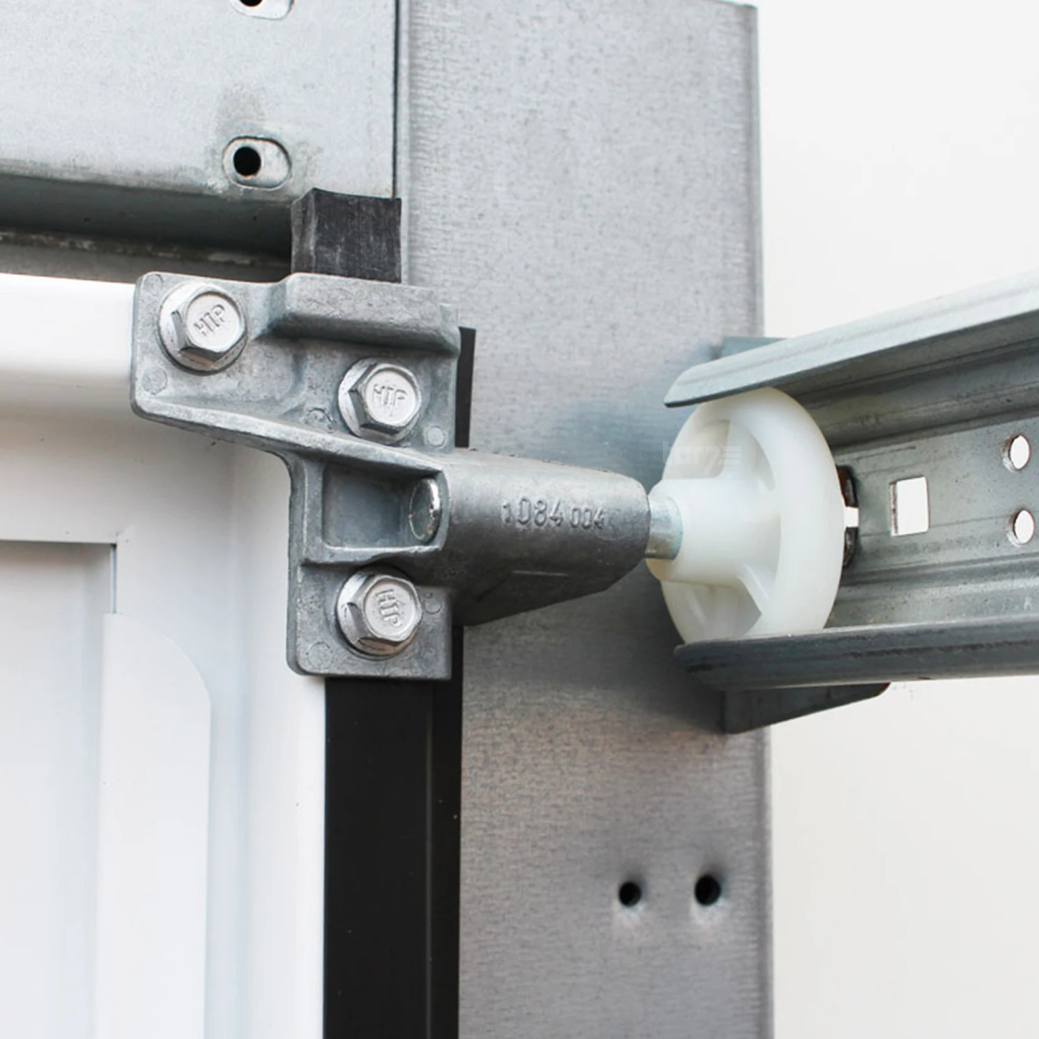 Hörmann Rollenhalter Mit Laufrolle Und Puffer, Rechts 6 Hörmann Rollenhalter Mit Laufrolle Und Puffer, Rechts - Image 6