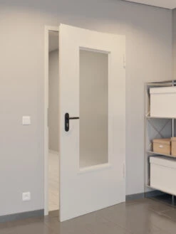 HÖRMANN Innentür-Set Stahl Mehrzwecktür D65-1 OD Mit Lichtausschnitt LA-B3 Inkl. Eckzarge -Türen Verkauf 2.1 innentueren d 65 la b3 ral9002 170051 stilwelt closeup flur