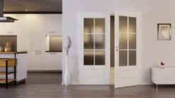 HÖRMANN Doppelflügeltür Carolina 5 Weißlack ClassicLine Mit Lichtausschnitt LA 3 Sprosse 2/3 Mit Zarge -Türen Verkauf 2.2 fluegeltueren carolina 05 la 3 sprosse 2 3 ral9016 192465 stilwelt front