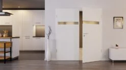 HÖRMANN Doppelflügeltür Pure 1 Weißlack DesignLine Mit Lichtausschnitt Quer Mit Zarge -Türen Verkauf 2.2 fluegeltueren pure cross 1 ral9016 192435 stilwelt front