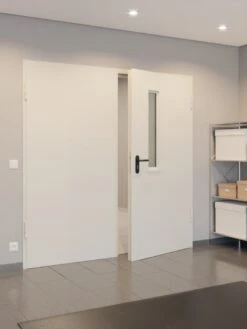 HÖRMANN Innentür-Set Stahl Mehrzwecktür D65-2 OD Mit Lichtausschnitt LA-B1 Im Gehflügel Inkl. Eck- Und Ergänzungszarge Vario B53 -Türen Verkauf 2.2 funktionsfluegeltueren d 65 la b1 ral9002 219871 stilwelt closeup flur