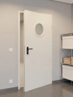 HÖRMANN Innentür-Set Stahl Mehrzwecktür D65-1 OD Mit Rundem Lichtausschnitt Inkl. Eckzarge 9 HÖRMANN Innentür-Set Stahl Mehrzwecktür D65-1 OD Mit Rundem Lichtausschnitt Inkl. Eckzarge -Türen Verkauf 2.2 funktionstueren d 65 la bullauge ral9002 219847 stilwelt closeup flur