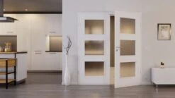 HÖRMANN Doppelflügeltür Esche Weiß Duradecor ProLine Mit Lichtausschnitt LA 11 Mit Zarge -Türen Verkauf 2.2 fluegeltueren baseline duradecor glatt la 11 esche weiss 159215 stilwelt front