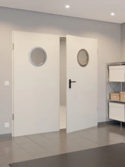 HÖRMANN Komplettset 2-flg. Mehrzwecktür MZ-2 Mit Rundem Lichtausschnitt Inkl. Eckzarge -Türen Verkauf 2.2 funktionstueren mz la rund ral9002 150849 stilwelt closeup