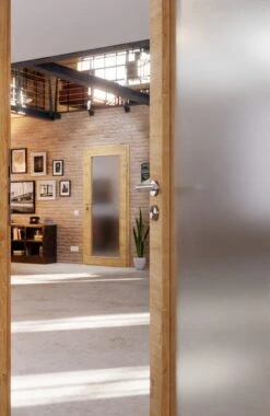 HÖRMANN Innentür Wildeiche Quer Duradecor ProLine Mit Lichtausschnitt LA 27 -Türen Verkauf 2.4 innentueren baseline duradecor struktur la 27 cross wildeiche 169358 stilwelt closeup