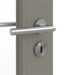 HÖRMANN Doppelflügeltür Groove 34 Staubgrau RAL 7037 Lack DesignLine Mit Lichtausschnitt LA 27 Mit Zarge -Türen Verkauf 3.1 fluegeltueren groove 34 la 27 ral7037 226057 detail oberflaeche